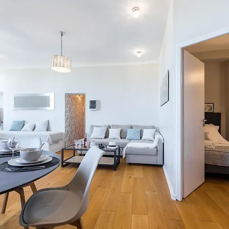 Gorgeous 1 Bdr With Gardens View In The Old Town Appartement Nice