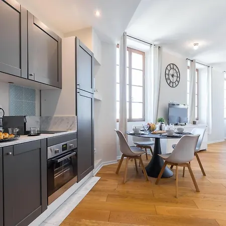 Gorgeous 1 Bdr With Gardens View In The Old Town Nice