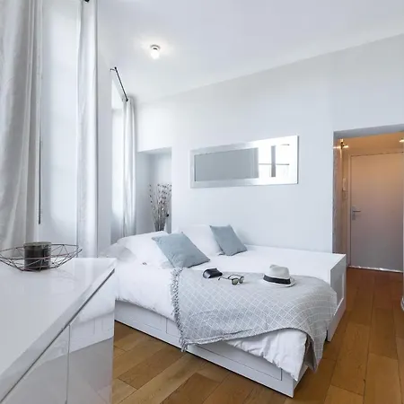 Appartement Gorgeous 1 Bdr With Gardens View In The Old Town *